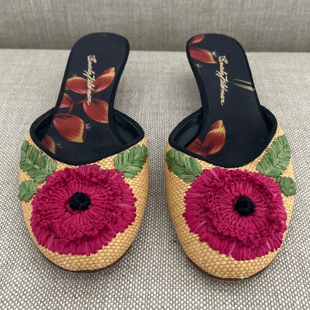 Beverly Feldman kitten heel sandals- size 7